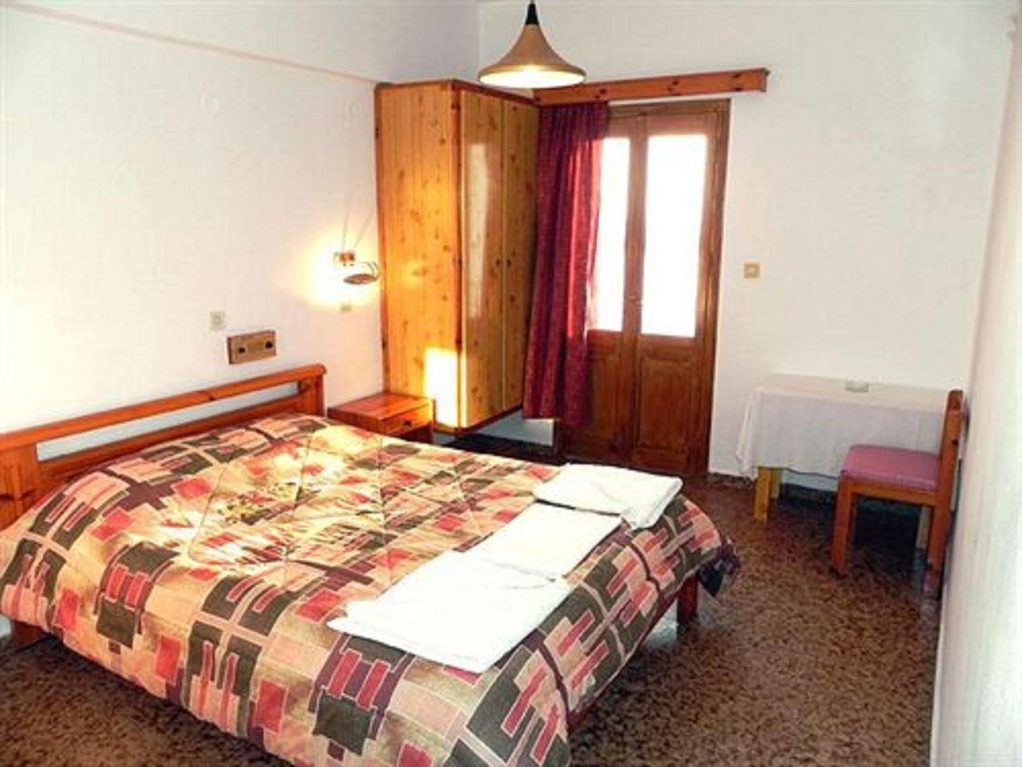 Afroditi Hotel Maszúri Kültér fotó